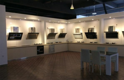 電商沖擊下，廚衛五金實體零售商的破局之道